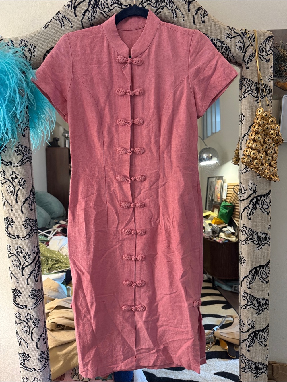 Classic Mandarin Collar Pink Cheongsam Dress